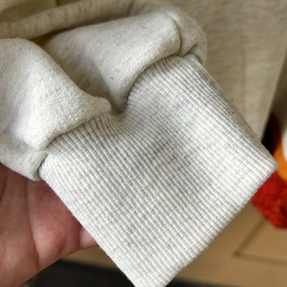 Vintage CityScape Canada Graphic Embroidered Sweatshirt Gray Maple Leaf Trim SzM - Picture 6 of 11